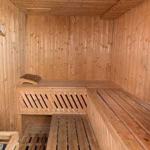 Sauna & Jacuzzi 