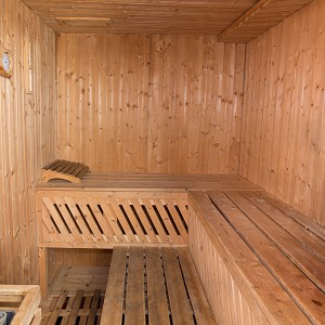 Sauna, Jacuzzi & Luxe Spa